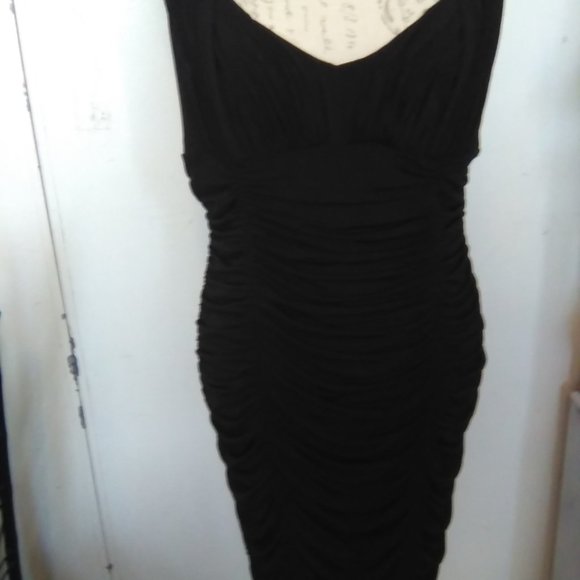 Size L Calvin Klein Black Fitted Bodycon Bandage Dress - Picture 1 of 2